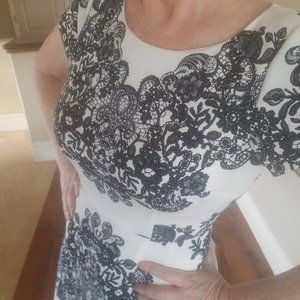 ADRIANNA PAPELL FLARE DRESS I *WORN ONCE*